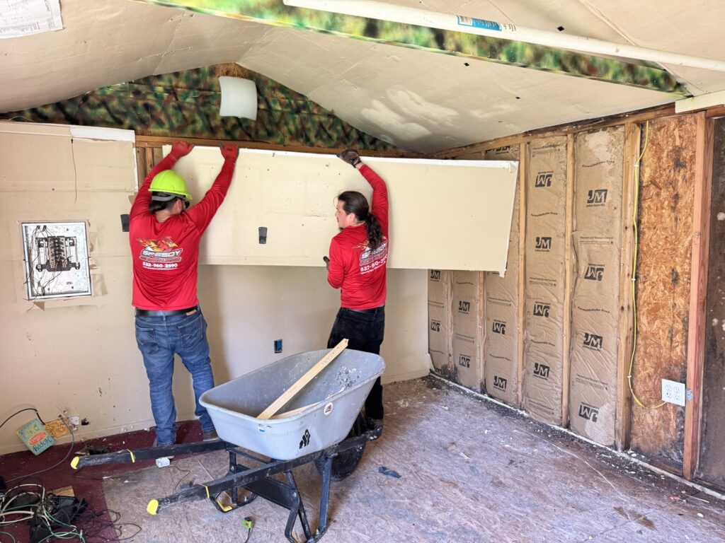 Business queued-photos - Speedy Junk Removal & recycling