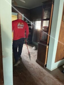 Business queued-photos - Speedy Junk Removal & recycling