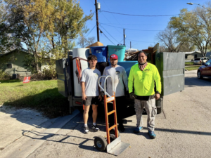 Business queued-photos - Alamo Bros Junk Removal