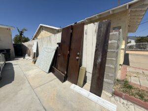 Business queued-photos - Haul Away Any Day