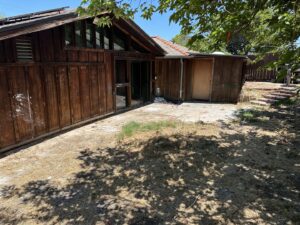 Business queued-photos - J&B Solutions