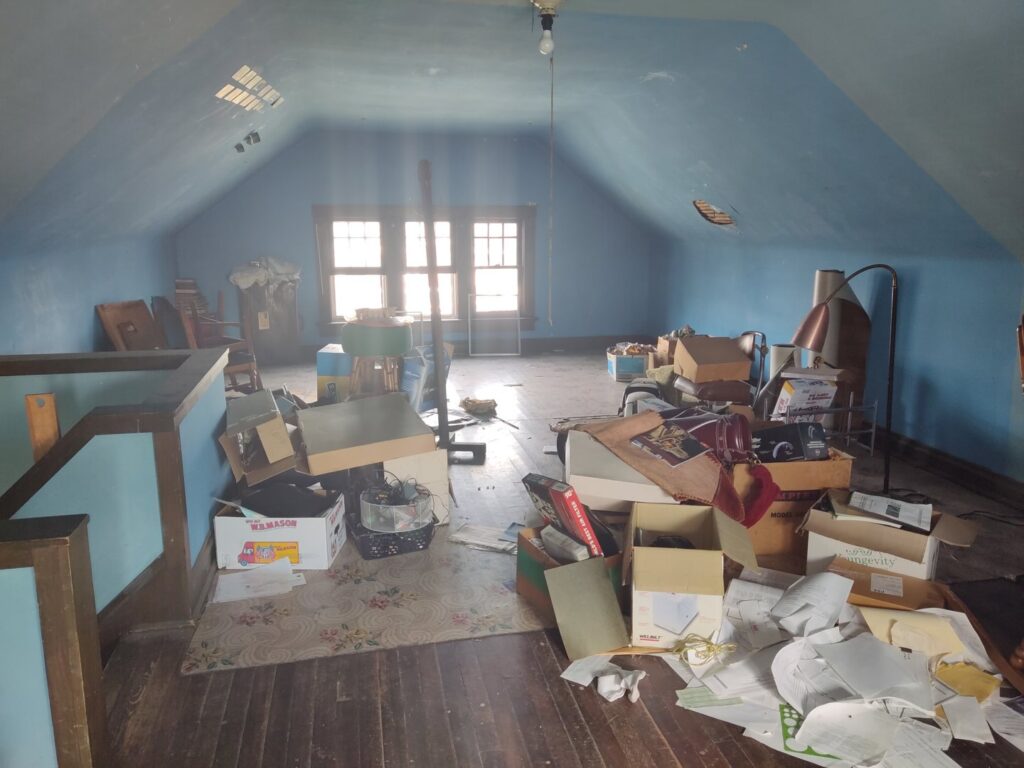 Business queued-photos - Junk Fellas LLC