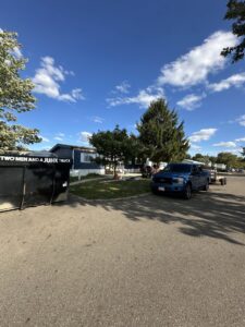 Business queued-photos - TWO MEN AND A JUNK TRUCK