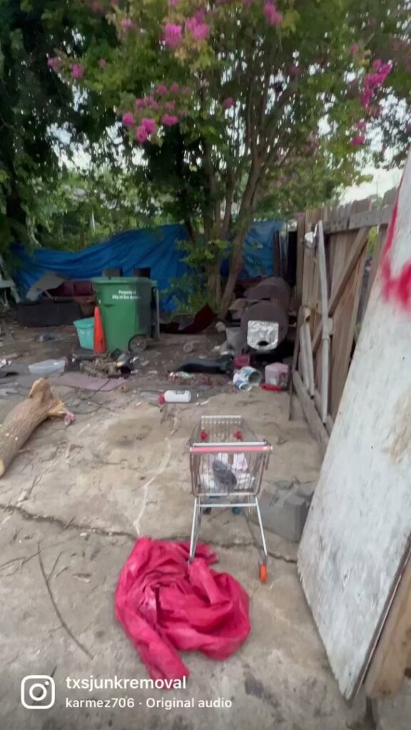 Business queued-photos - Texas Strong Hauling and Junk Removal