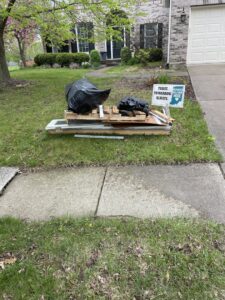 Business queued-photos - Indy Trash Guy