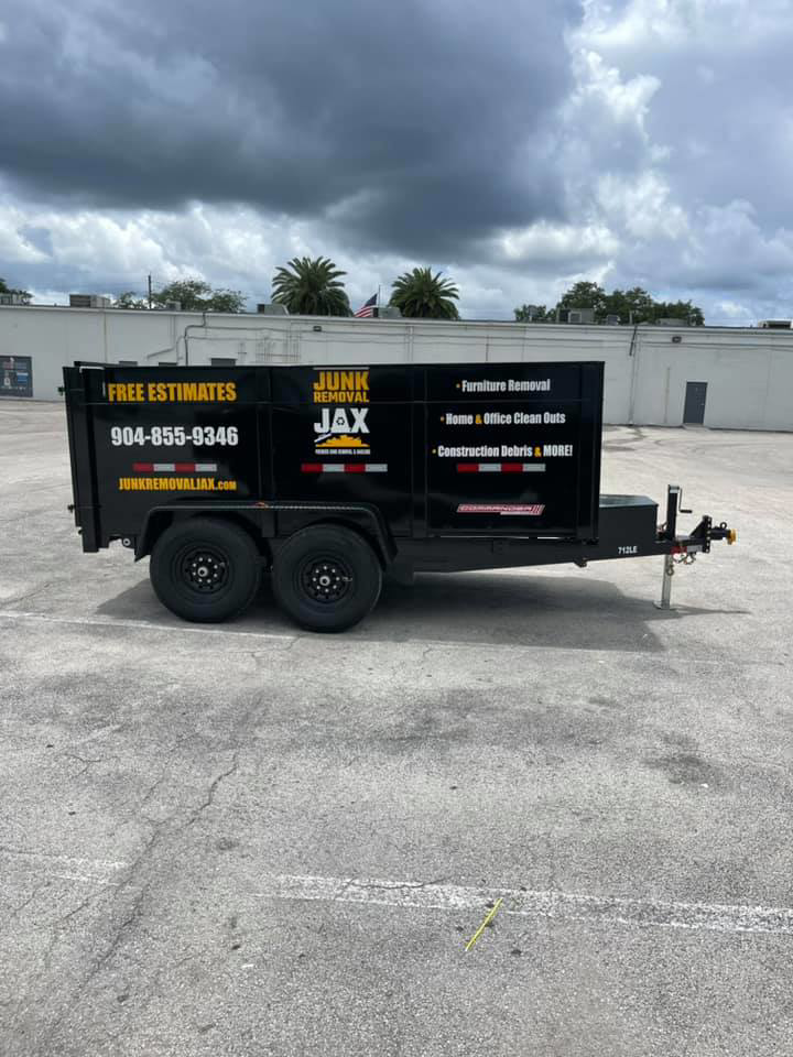 Business queued-photos - Junk Removal JAX