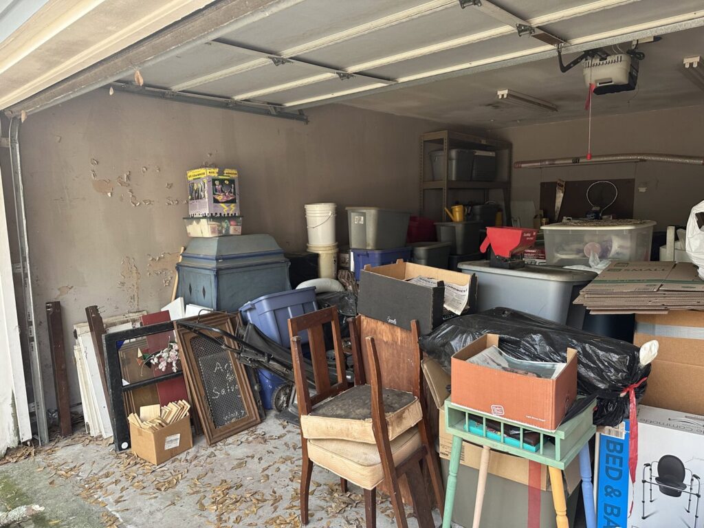 Business queued-photos - D & Ds Junk Removal Services