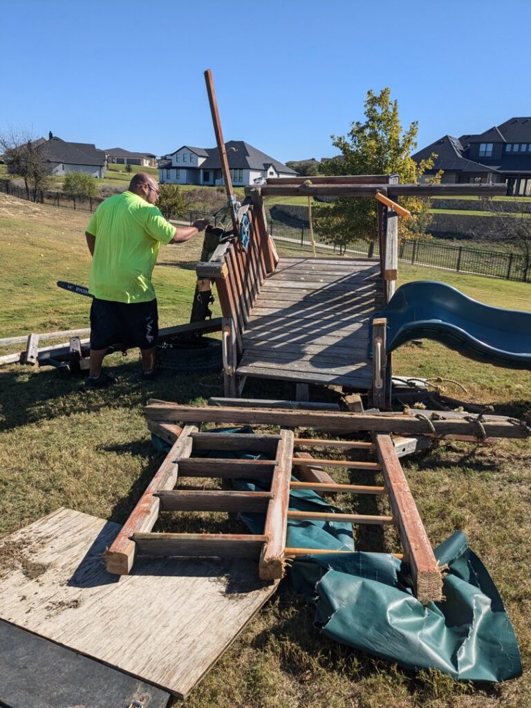 Business queued-photos - Herrera Hauling & Junk Removal