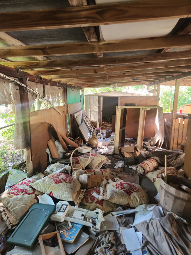 Business queued-photos - Let’s go momma junk removal services