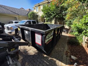 Business queued-photos - Texas Junk Removal Service