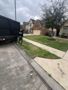 Business queued-photos - Texas Junk Removal Service
