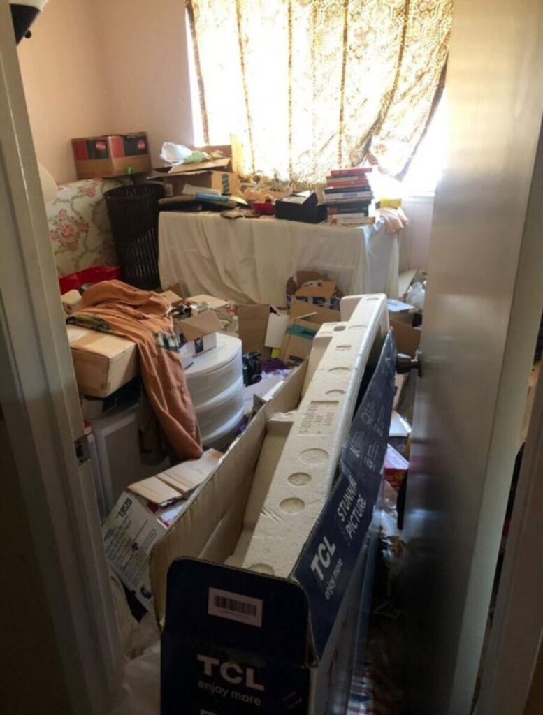 Business queued-photos - Stars Junk Removal