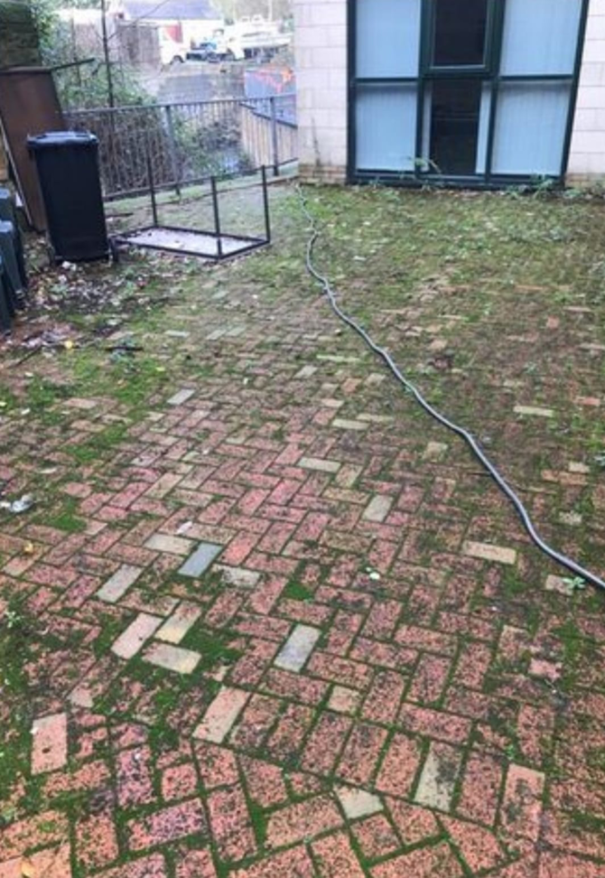 Business queued-photos - Pressha Hacks Pressure Washing Services And More LLC.