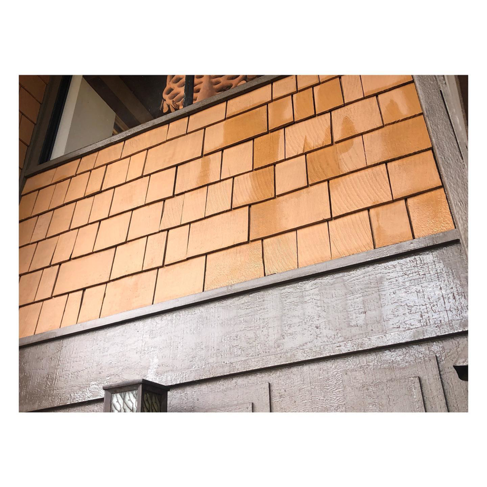 Business queued-photos - In-U-Window Professional Window Cleaning