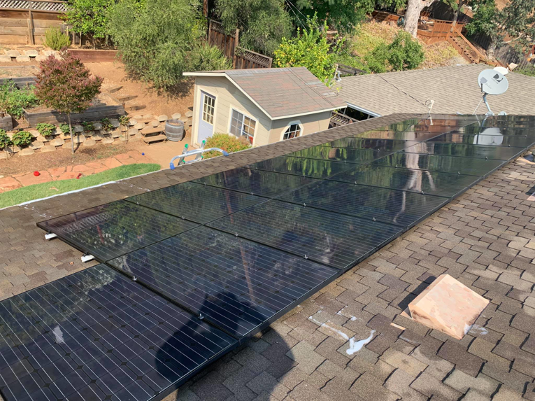 Business queued-photos - Johnny Windows