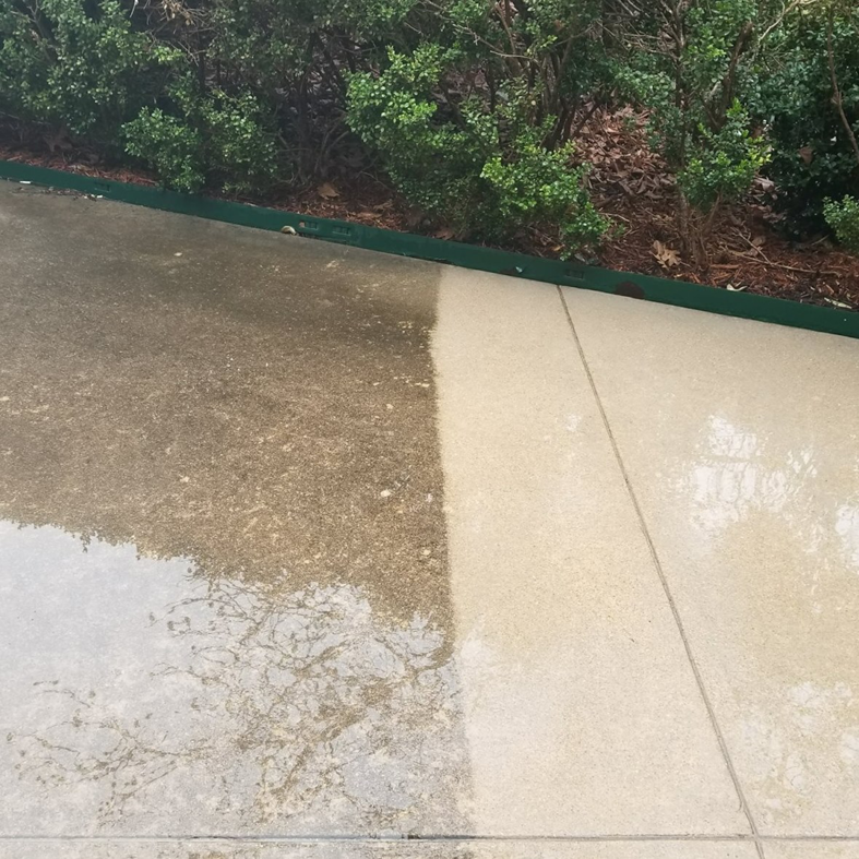 Business queued-photos - Titan Pressure Washing