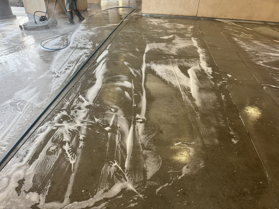 Business queued-photos - Hydro Pressure Washing