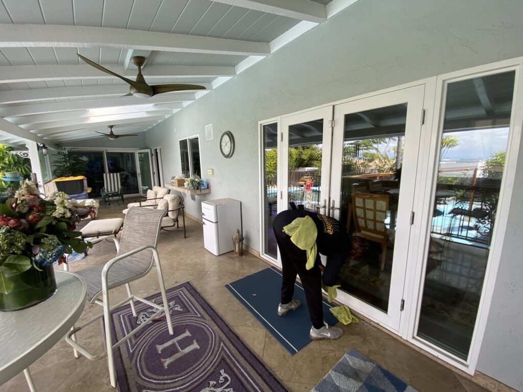 Business queued-photos - Sunshine Window Cleaning and Services