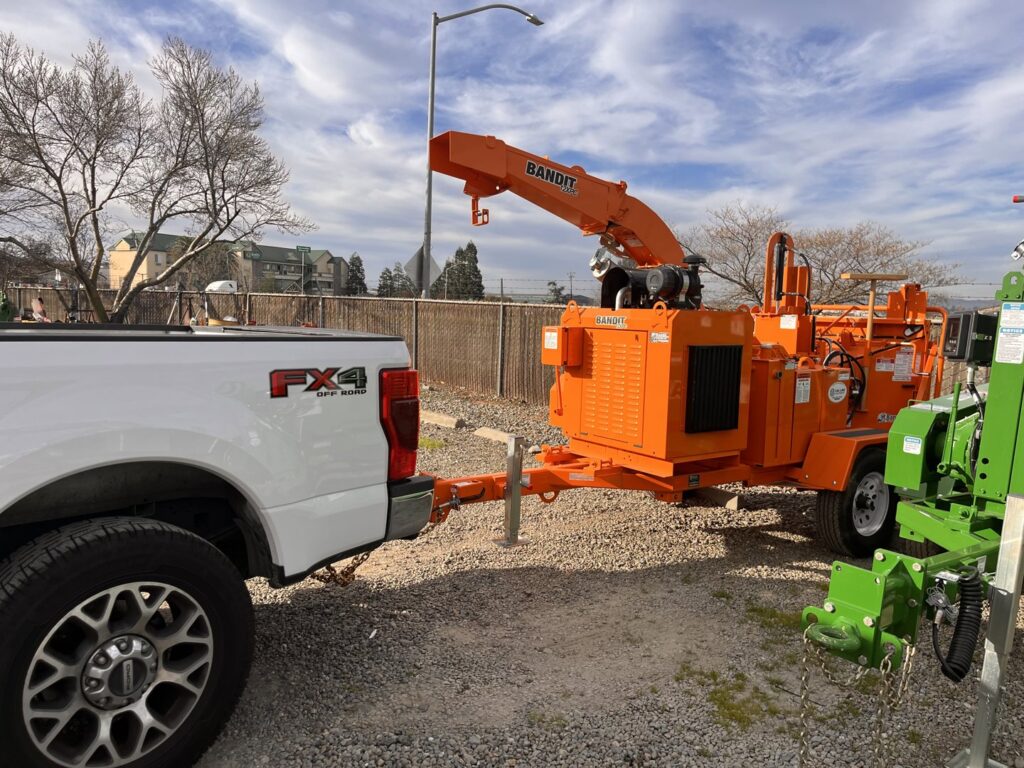 Business queued-photos - NewVista Tree Service