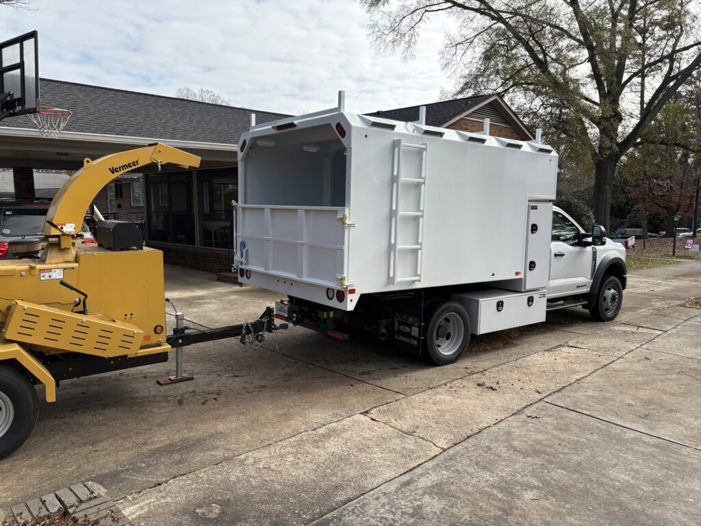 Business queued-photos - MTM Tree Services