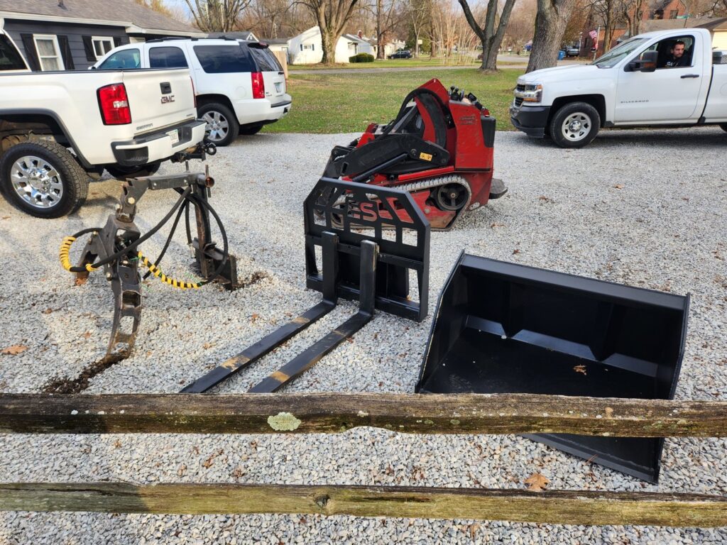 Business queued-photos - ArborMac LLC