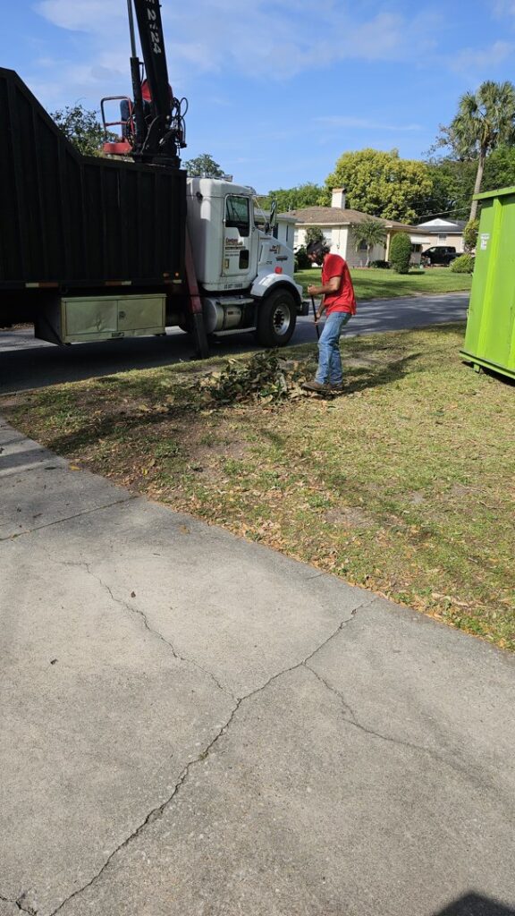 Business queued-photos - Fast Cut Tree Service