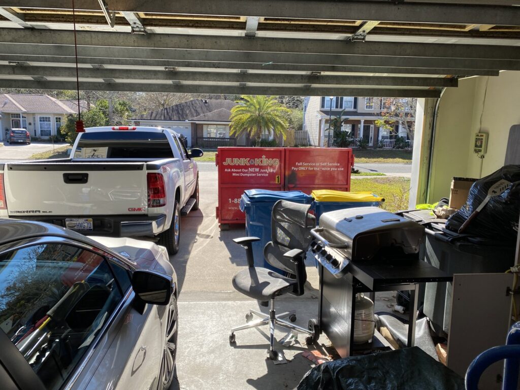 Business queued-photos - Junk Removal JAX
