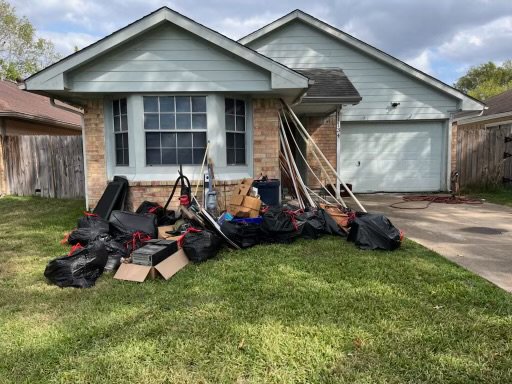 Business queued-photos - Tex-Mex Junk Removal