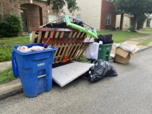 Business queued-photos - Texas Strong Hauling and Junk Removal